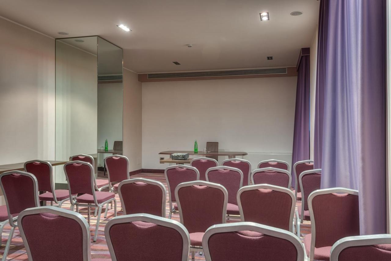 Quality Hotel Green Palace Monterotondo  Exterior foto